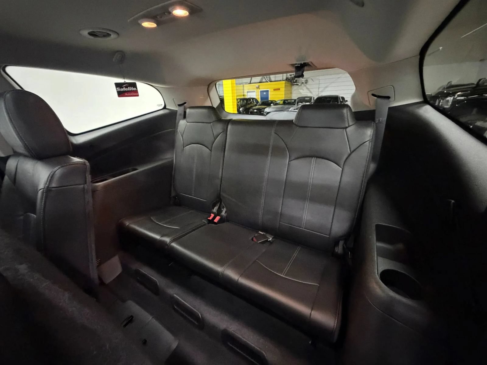 Used 2015 Chevrolet Traverse LT AWD/4WD image 17