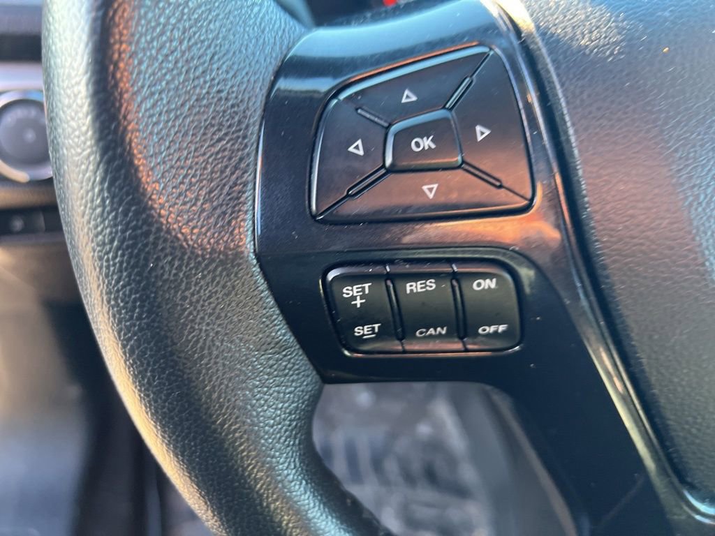 Used 2018 Ford Explorer XLT w/ Equipment Group 202A image 19