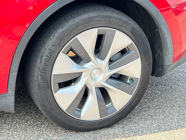 Used 2023 Tesla Model Y Long Range AWD/4WD image 40