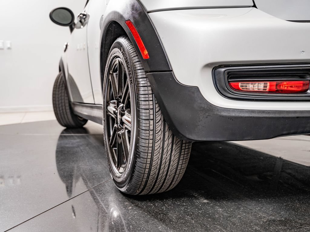 Used 2014 MINI Cooper S FWD image 46