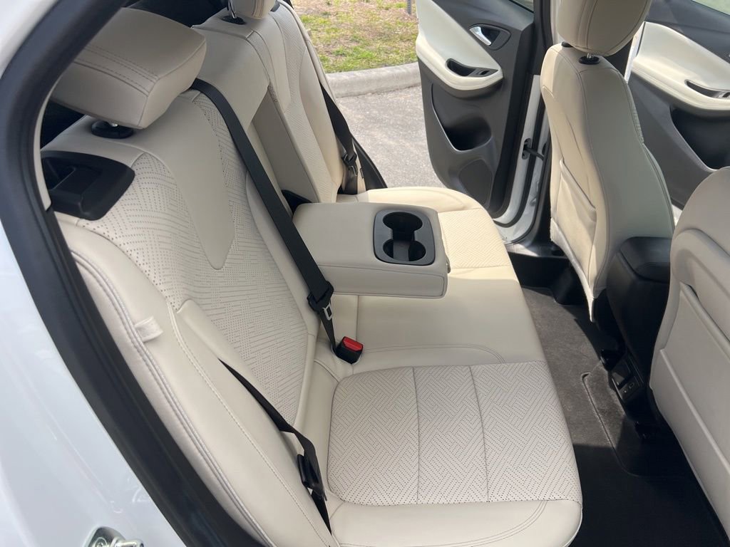 Used 2022 Buick Encore GX Essence w/ Advanced Technology Package image 54