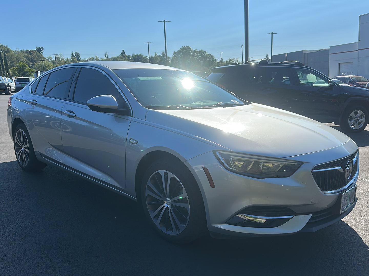 Used 2019 Buick Regal Preferred FWD image 4
