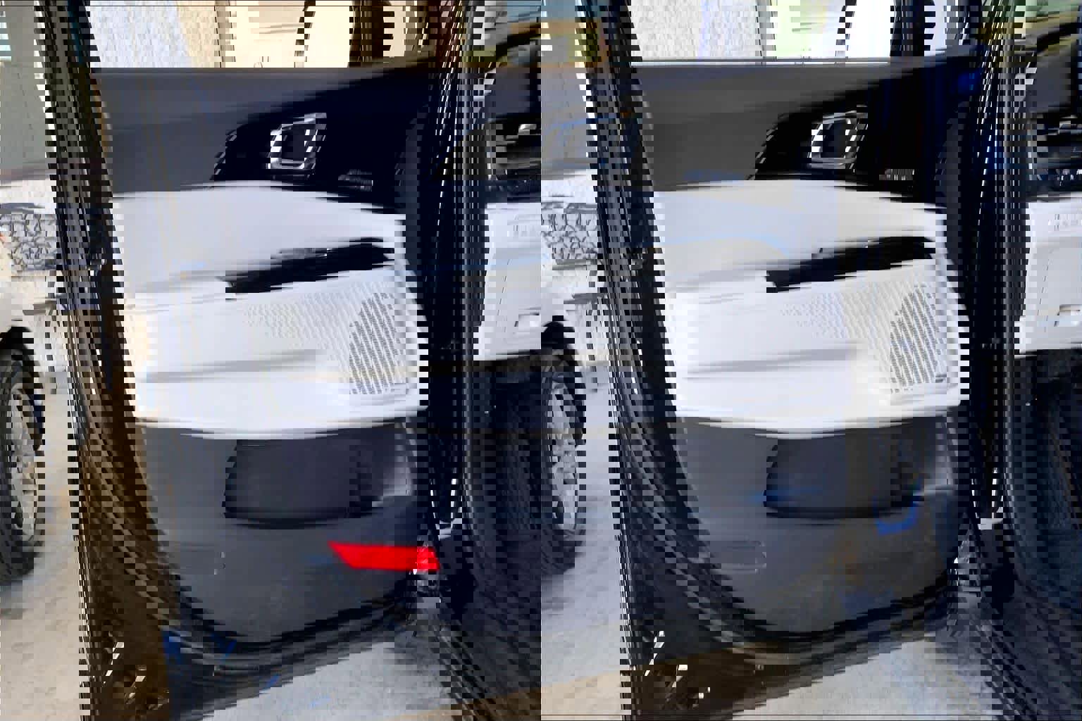 Used 2022 Kia Carnival SX Prestige image 21