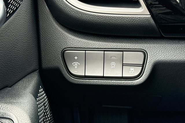 New 2026 Kia Seltos S FWD image 33