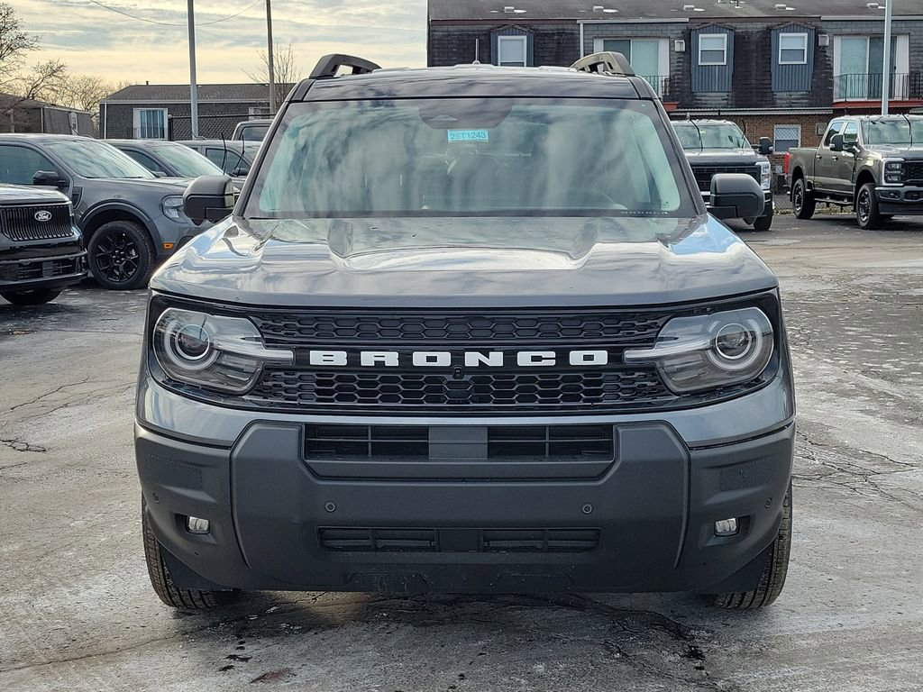 New 2025 Ford Bronco Sport Outer Banks w/ Outer Banks Tech Package+ image 2