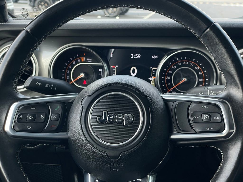 Used 2022 Jeep Gladiator Overland w/ LED Lighting Group image 12