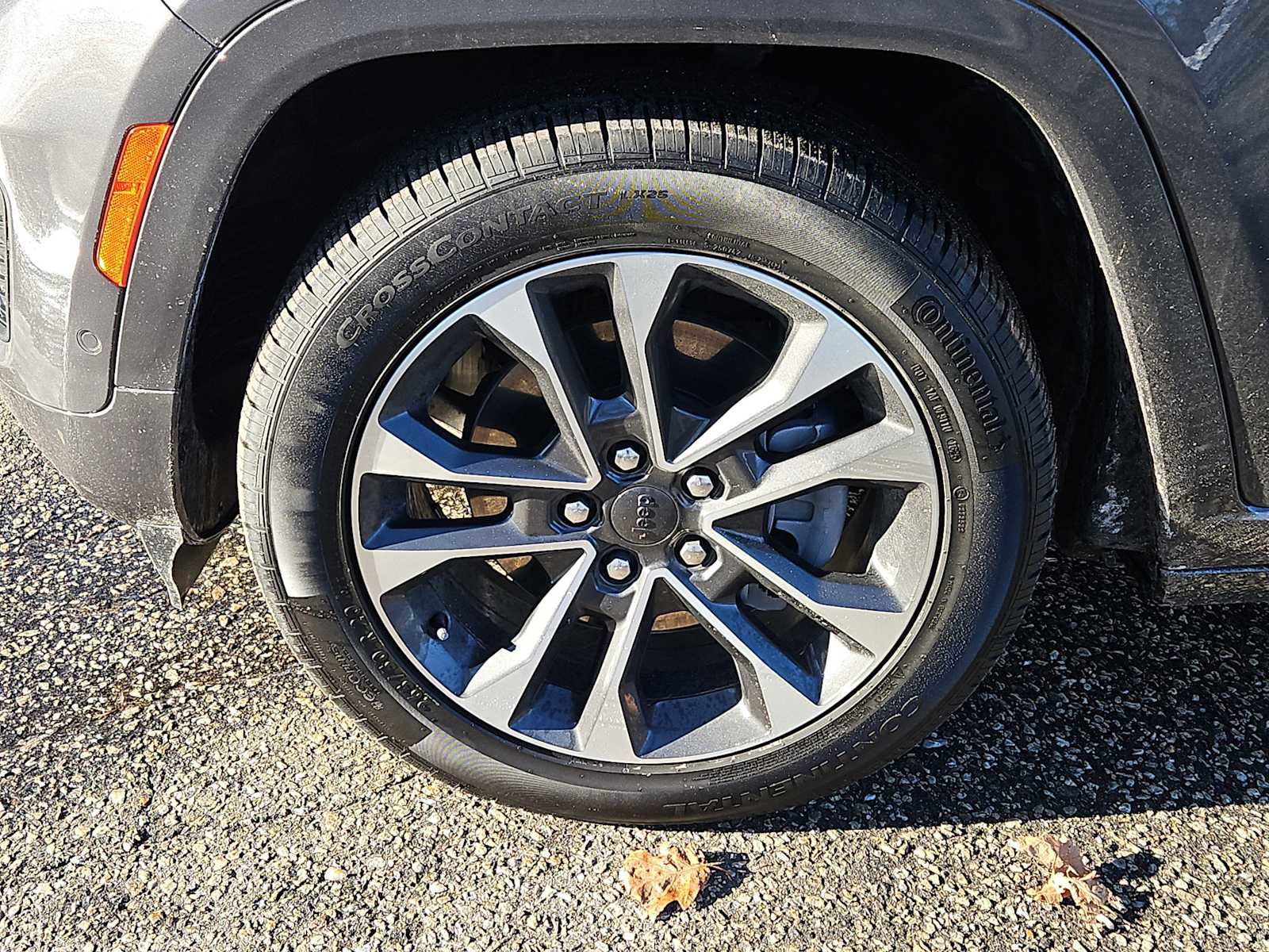 Used 2023 Jeep Grand Cherokee Overland image 7