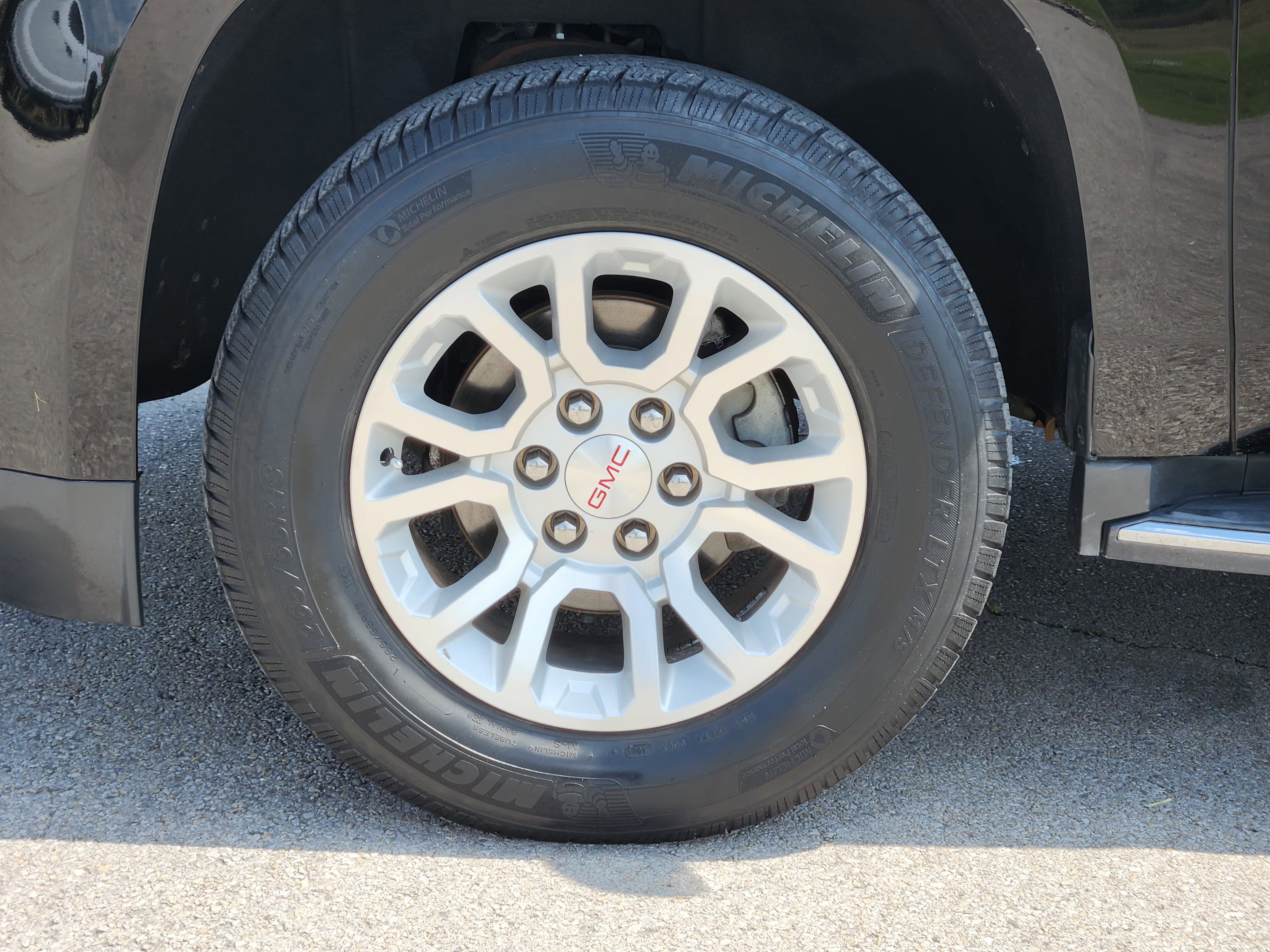 Used 2018 GMC Yukon XL SLT RWD image 10
