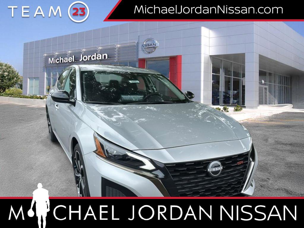New 2025 Nissan Altima 2.5 SR w/ SR Premium Package image 1