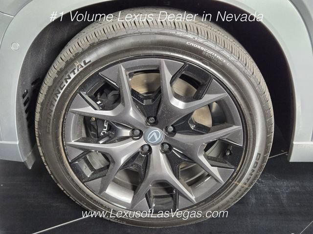 New 2026 Lexus TX 500h AWD image 9