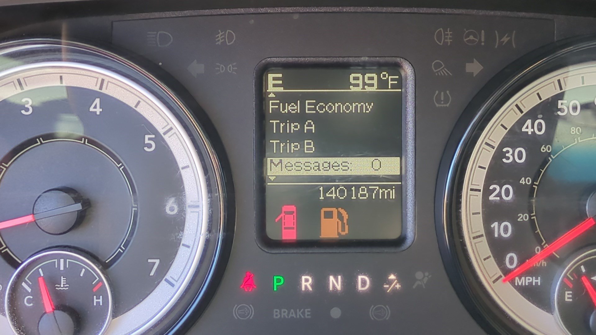 Used 2019 RAM 1500 Classic SLT AWD/4WD image 20