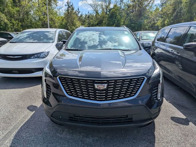 Used 2023 Cadillac XT4 Luxury image 2