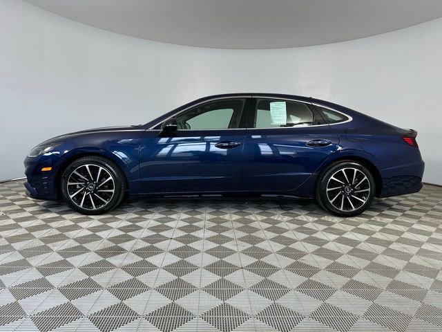Used 2020 Hyundai Sonata SEL Plus w/ Tech Package FWD image 4