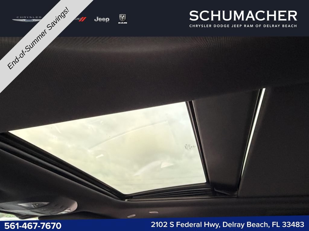 New 2027 Chrysler Pacifica Limited FWD image 13