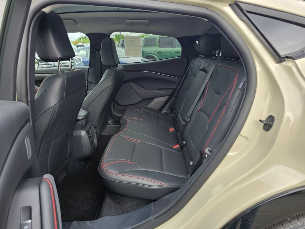 New 2026 Ford Mustang Mach-E Premium w/ Sport Appearance Package AWD/4WD image 12