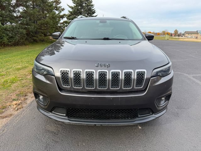 Used 2019 Jeep Cherokee Latitude Plus AWD/4WD image 4