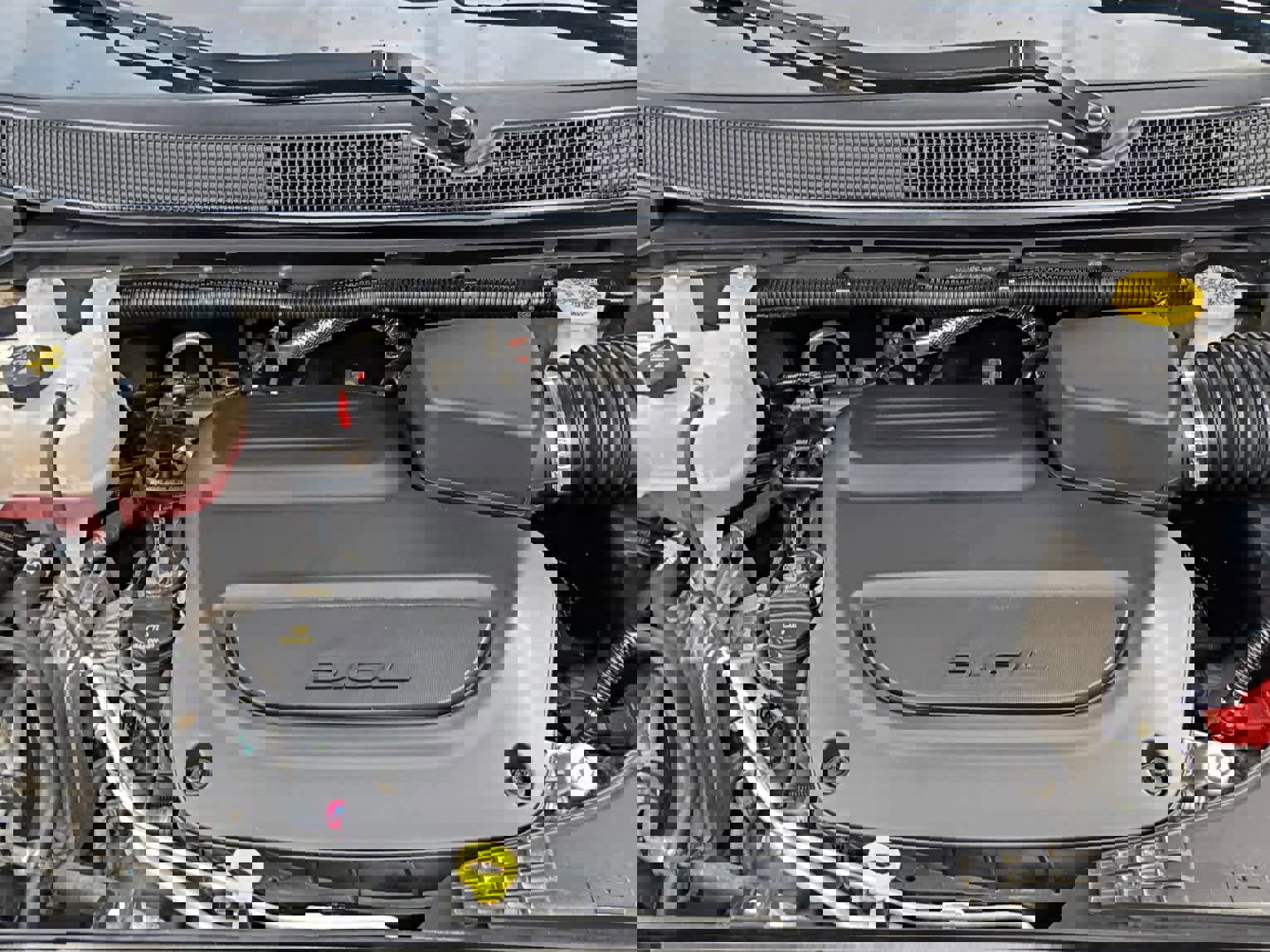 Used 2023 Chrysler Pacifica Touring-L image 27