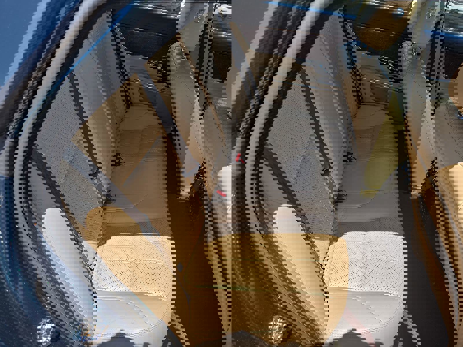 Used 2013 Jaguar XJ image 11