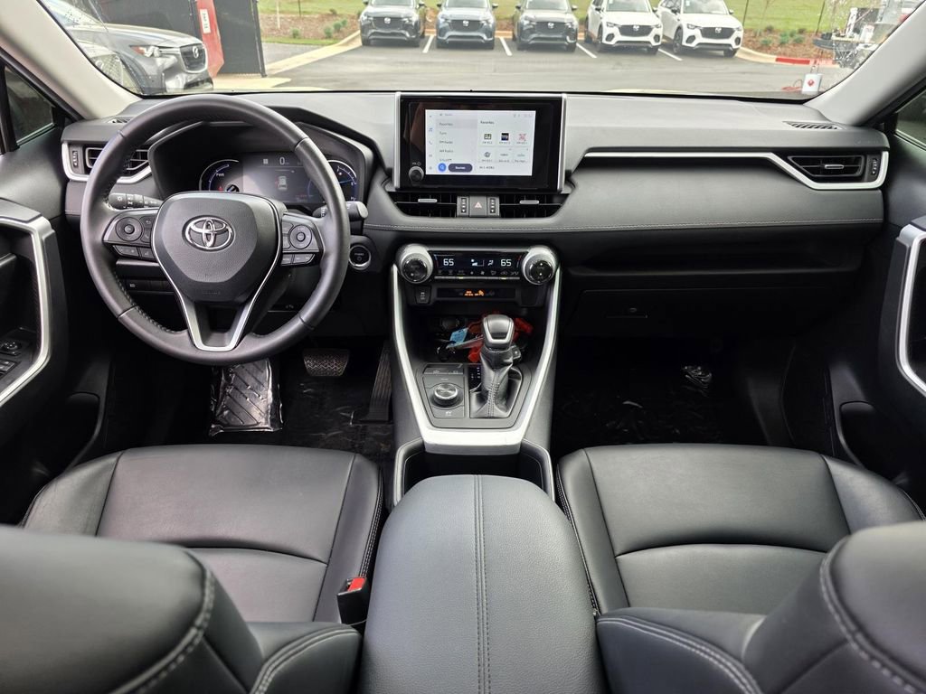 Used 2024 Toyota RAV4 XLE Premium image 25