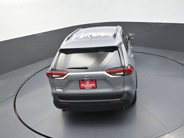 Used 2025 Toyota RAV4 XLE AWD/4WD image 27