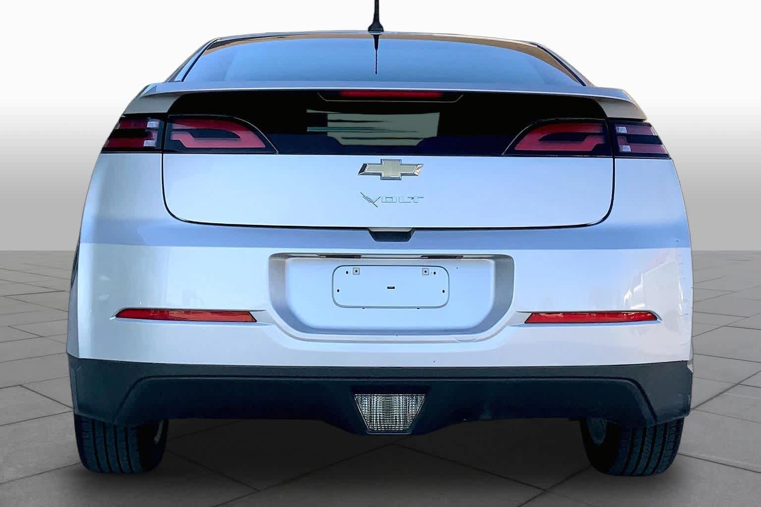 Used 2014 Chevrolet Volt FWD image 5