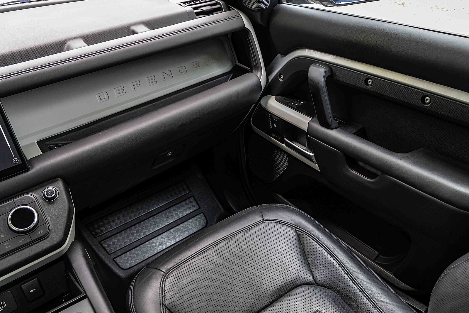 Used 2022 Land Rover Defender 110 XS Edition image 19