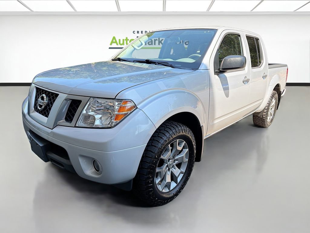 Used 2020 Nissan Frontier SV AWD/4WD image 3