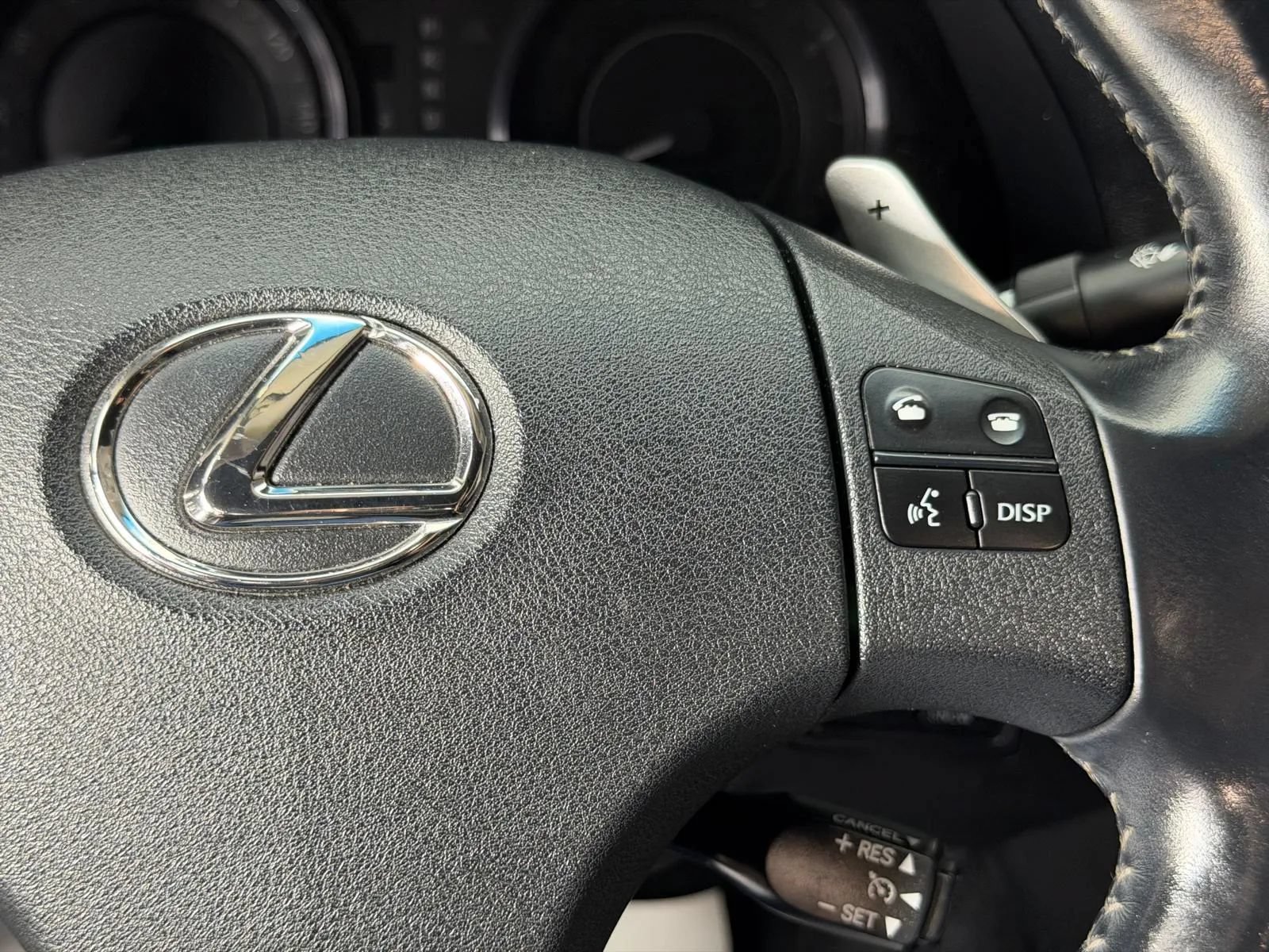Used 2010 Lexus IS 250C RWD image 26