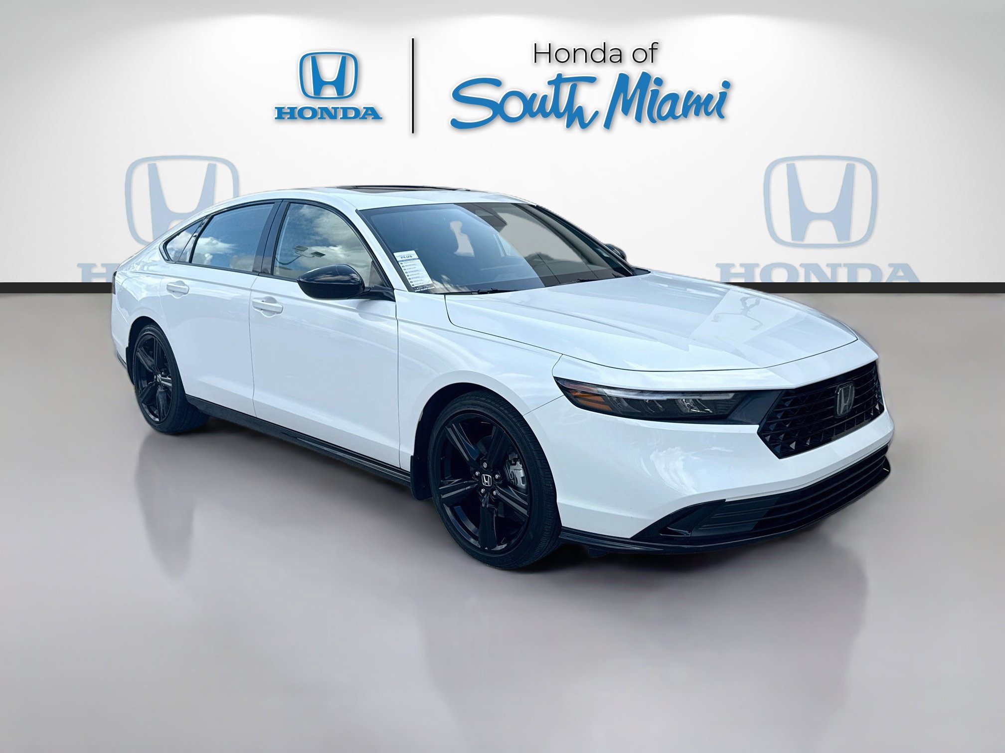 Certified 2025 Honda Accord Sport image 1