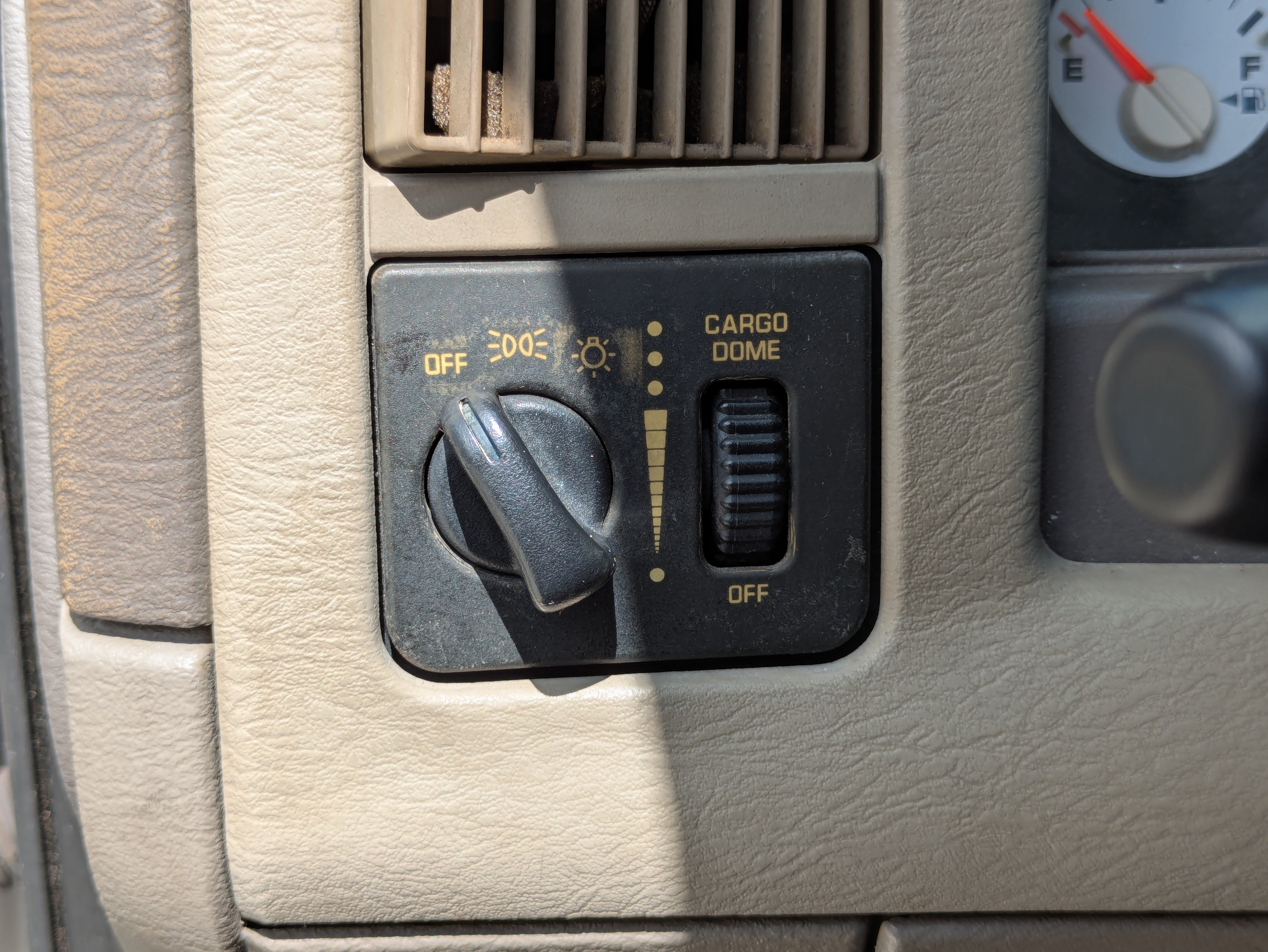 Used 2003 Dodge Ram 1500 Truck ST RWD image 28