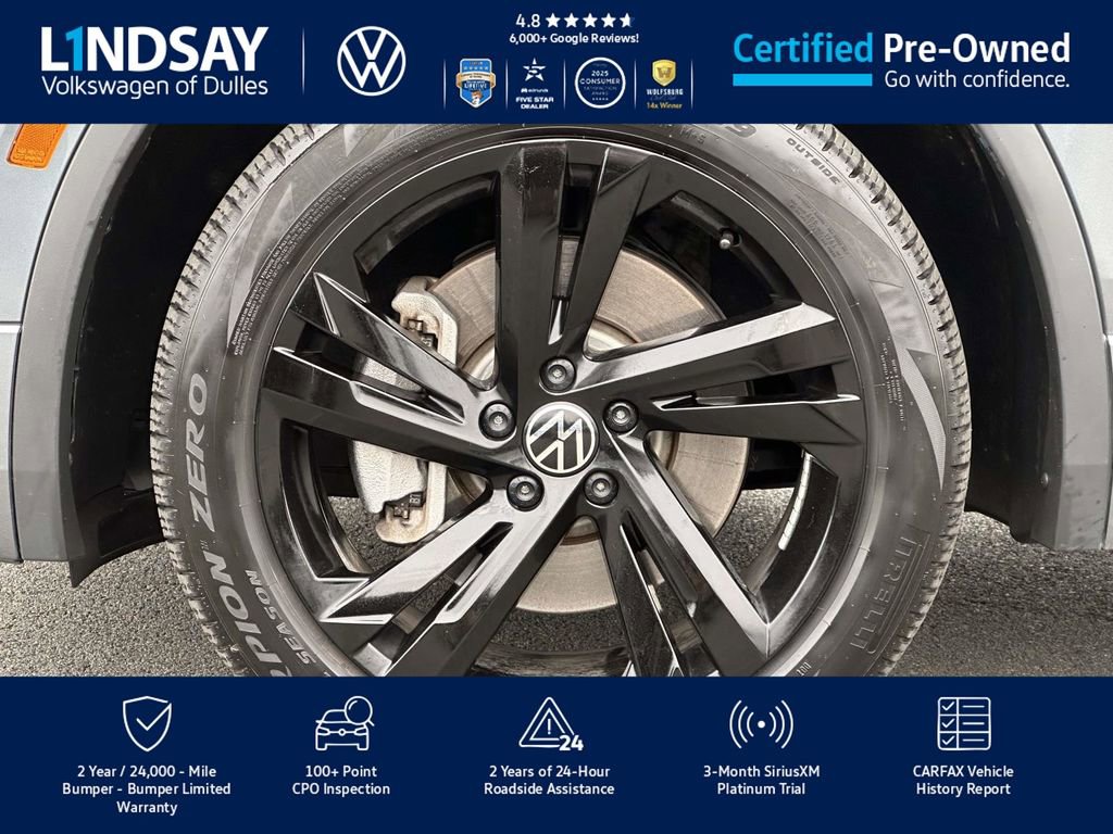 Certified 2024 Volkswagen Tiguan SE R-Line image 8