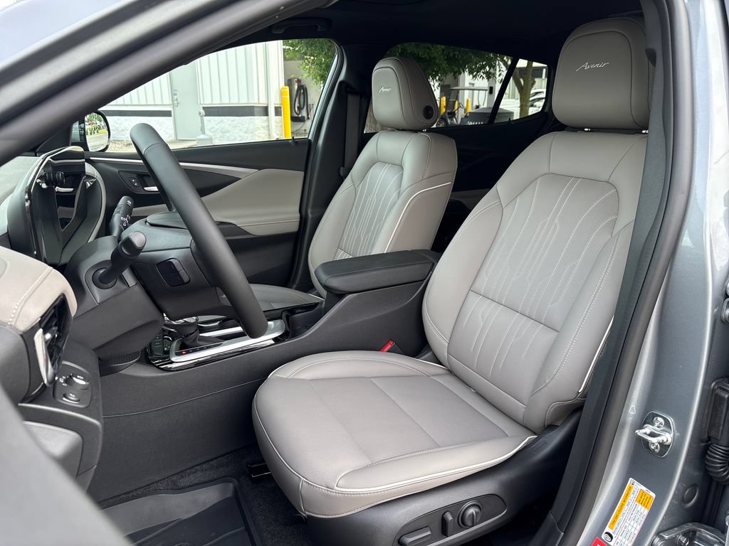New 2026 Buick Envista Avenir FWD image 13