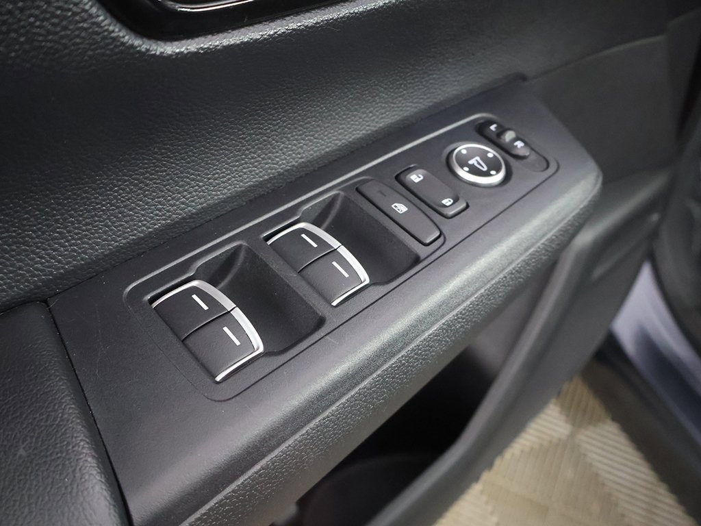 Used 2023 Honda CR-V EX-L image 37