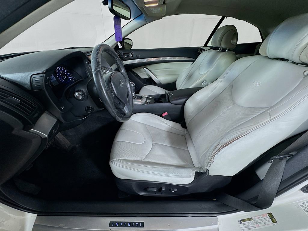 Used 2011 INFINITI G37 Convertible w/ Premium Pkg RWD image 24