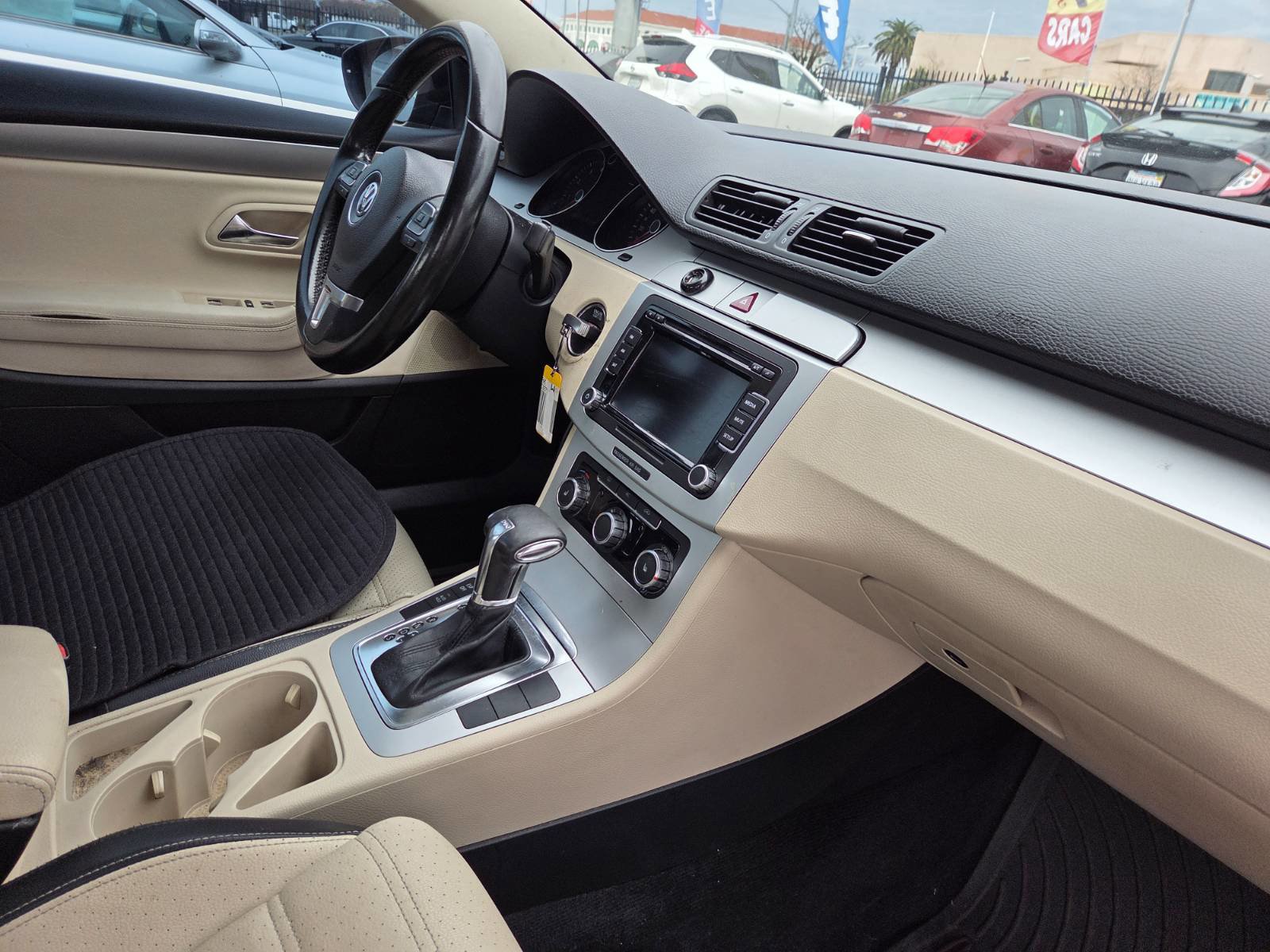 Used 2010 Volkswagen CC Sport image 14