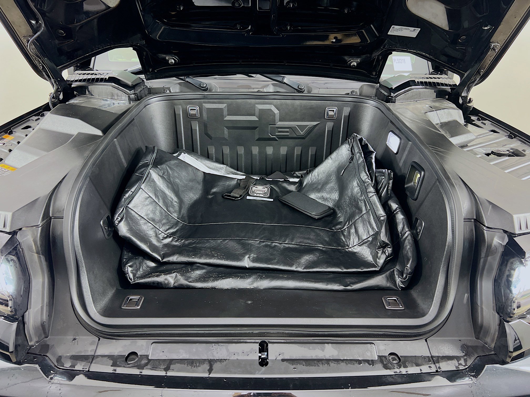 Used 2024 GMC Hummer EV 2X w/ LPO, Sport Package image 32