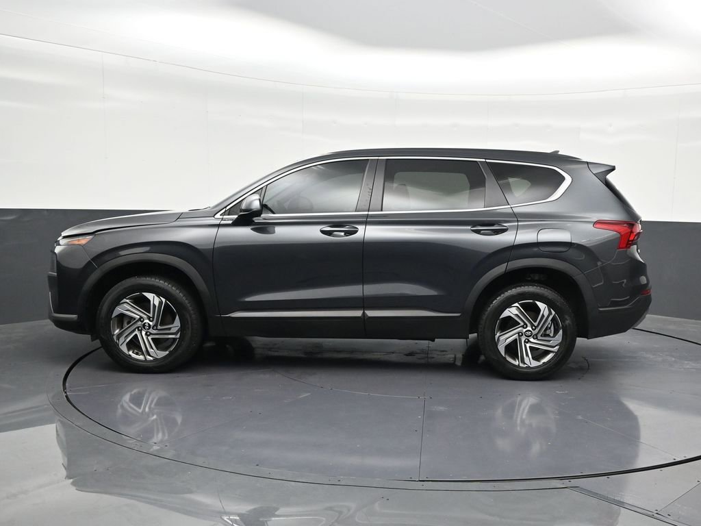 Used 2023 Hyundai Santa Fe SE w/ Cargo Package AWD/4WD image 2