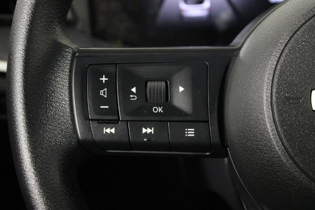 Certified 2026 Nissan Kicks SV w/ Cold Weather Package FWD image 27