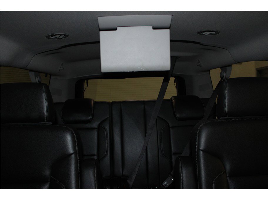 Used 2016 Chevrolet Suburban LT image 19