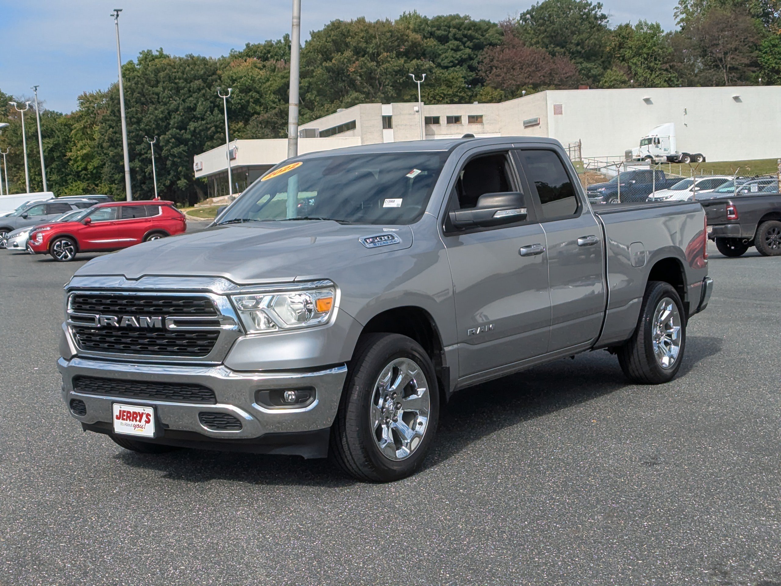 Used 2022 RAM 1500 Big Horn AWD/4WD image 4