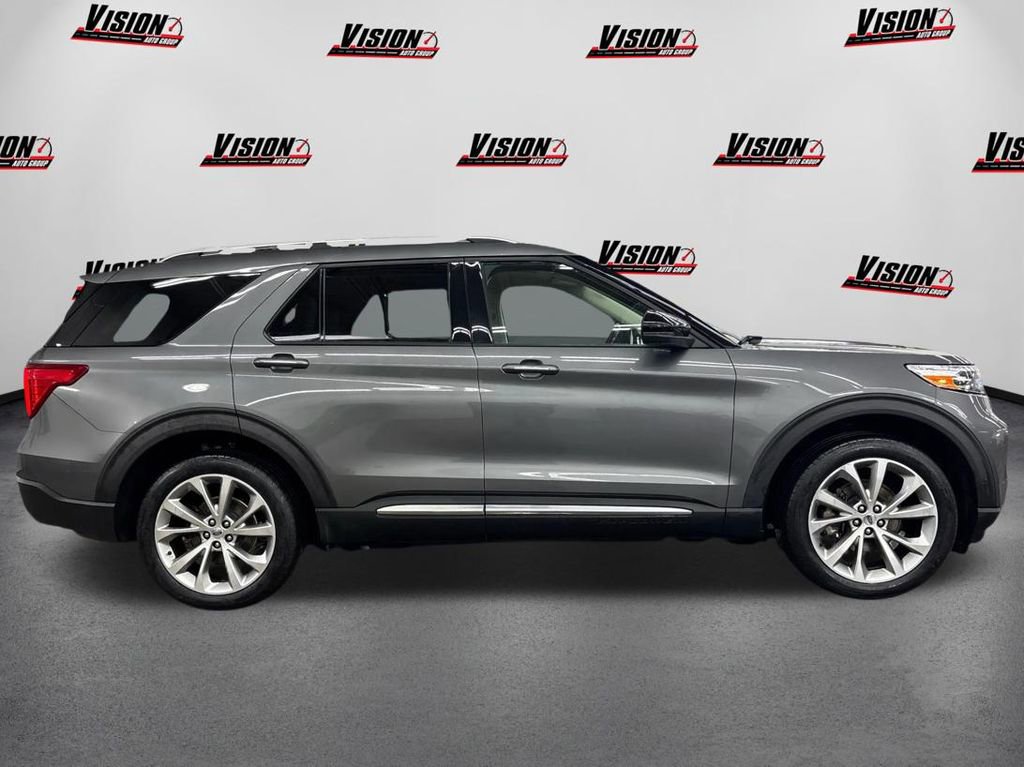 Used 2021 Ford Explorer Platinum w/ Equipment Group 601A image 4