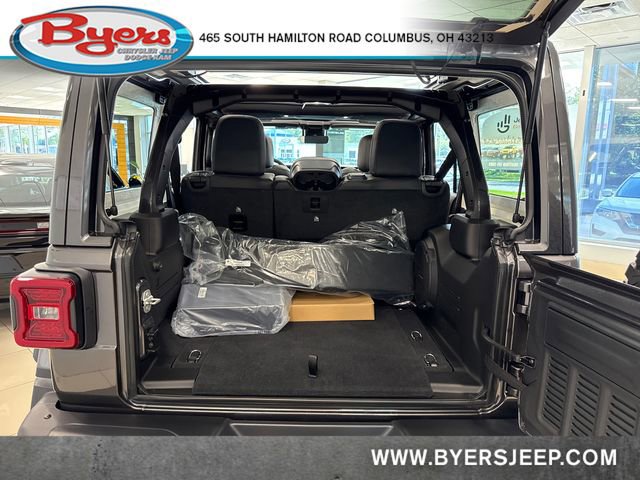 New 2025 Jeep Wrangler Rubicon 392 image 30