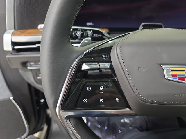Used 2026 Cadillac Escalade Platinum Luxury image 17