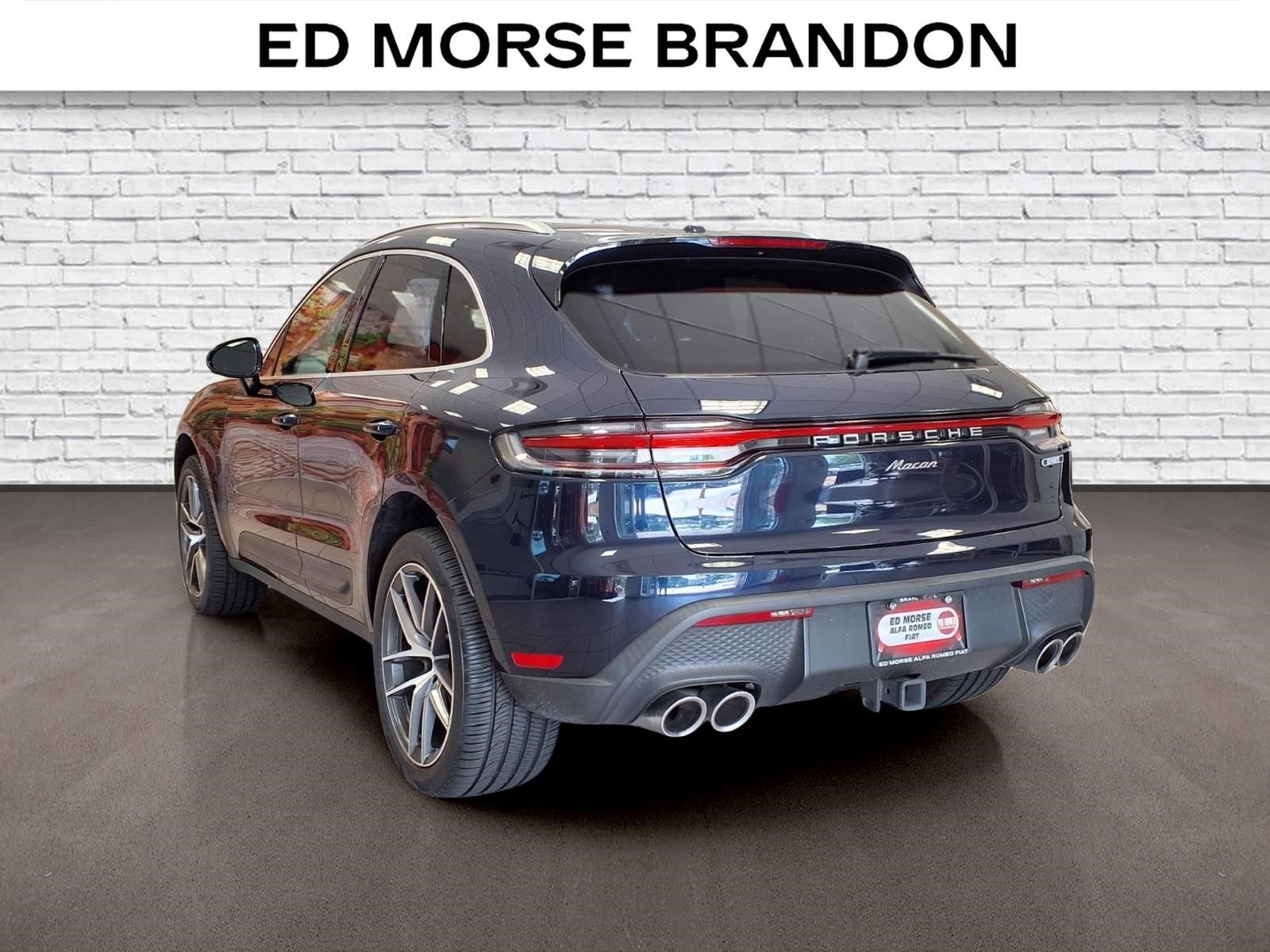 Used 2023 Porsche Macan Turbo AWD/4WD video 3