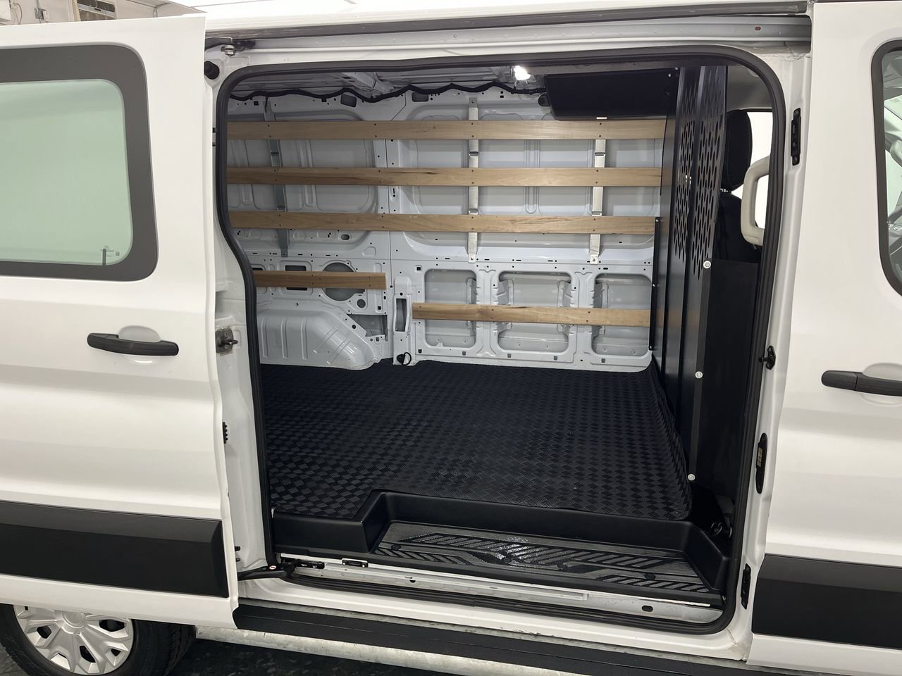 Certified 2025 Ford Transit 250 Low Roof w/ Exterior Upgrade Package RWD image 6