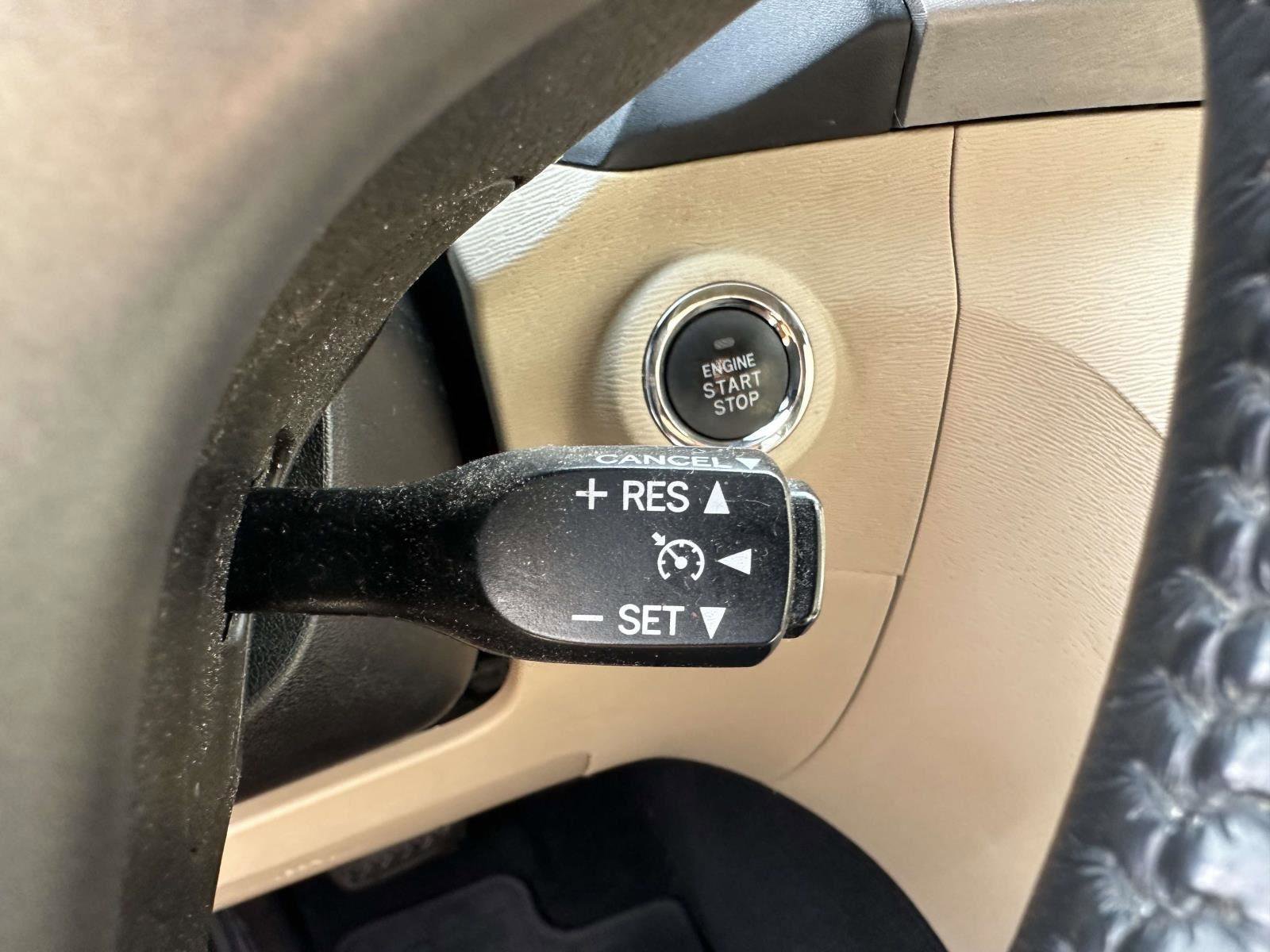 Used 2014 Toyota Venza XLE w/ XLE Premium Package image 35