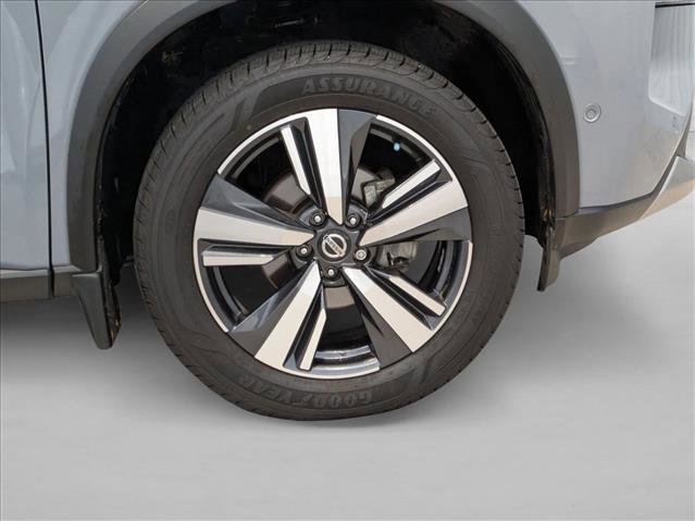 Used 2021 Nissan Rogue Platinum image 24