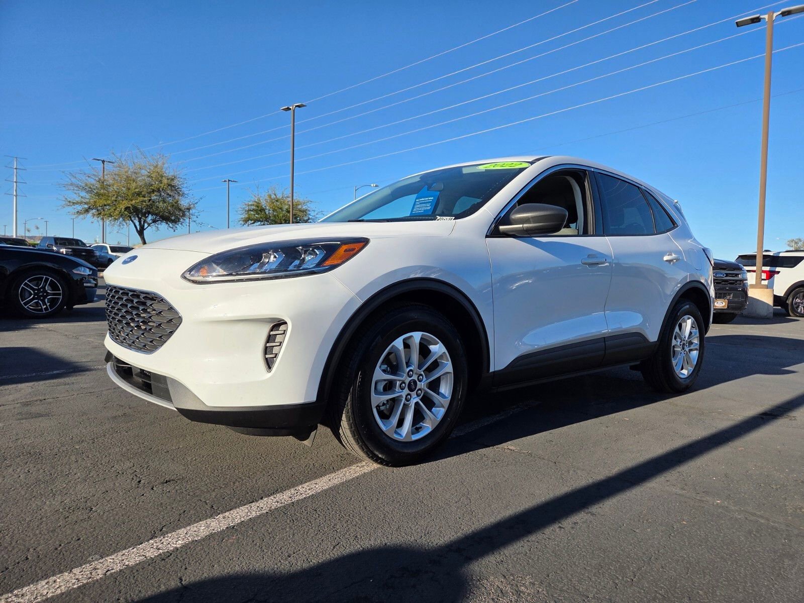 Certified 2022 Ford Escape SE image 2