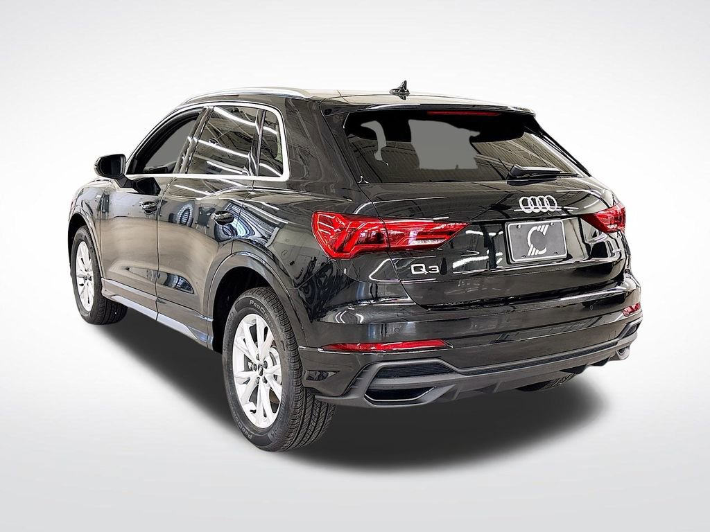 New 2025 Audi Q3 2.0T Premium Plus image 3