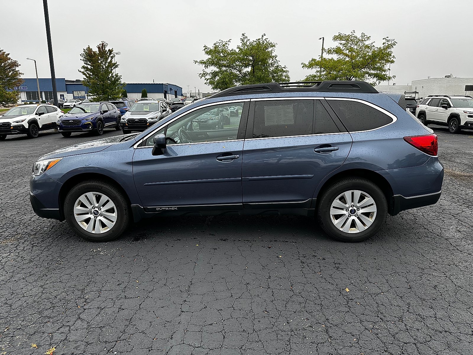 Used 2015 Subaru Outback 2.5i Premium w/ Popular Package #1 AWD/4WD image 6